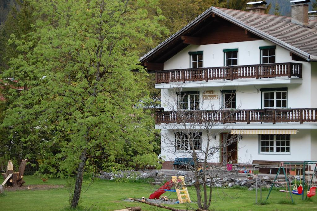 Haus Waldrast Leilighet Elbigenalp Eksteriør bilde